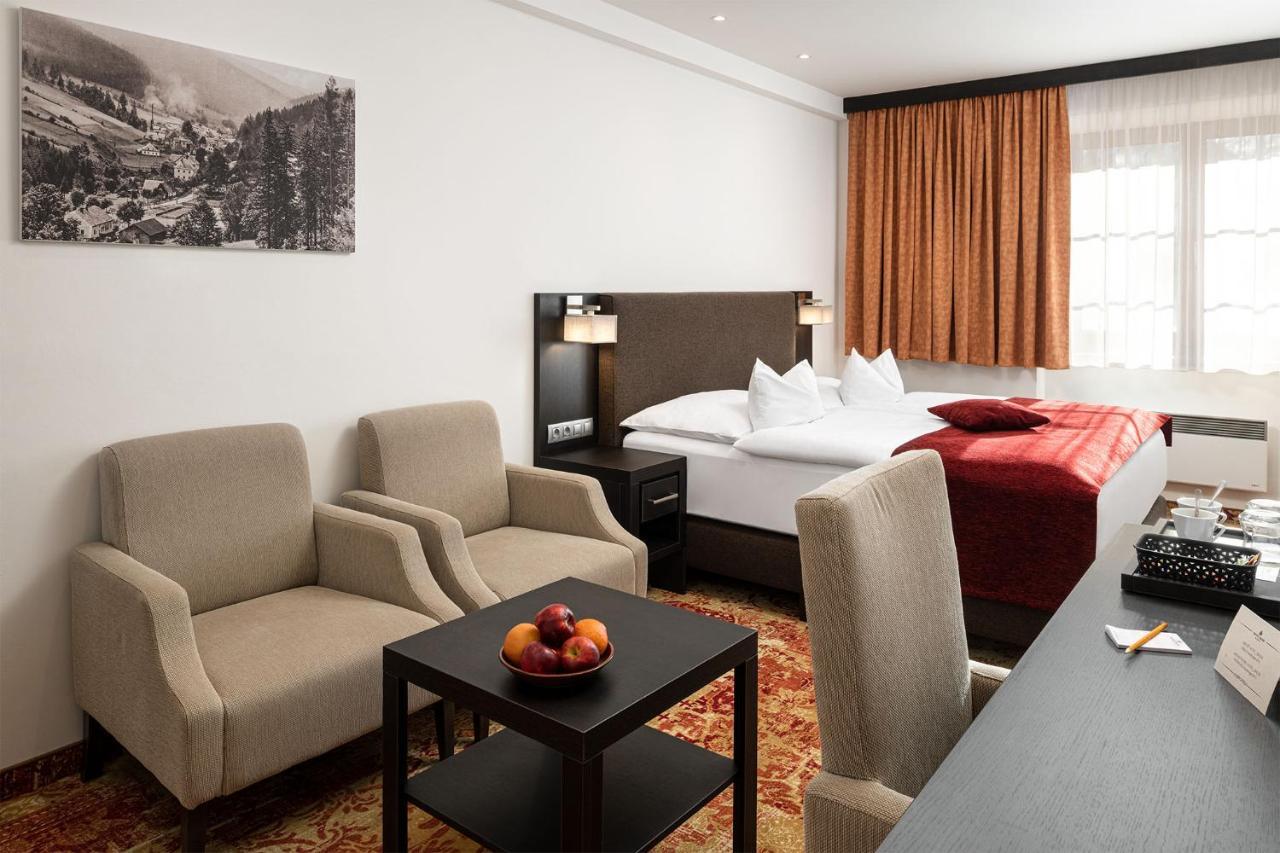 Hotel Singer Лудвиков Экстерьер фото