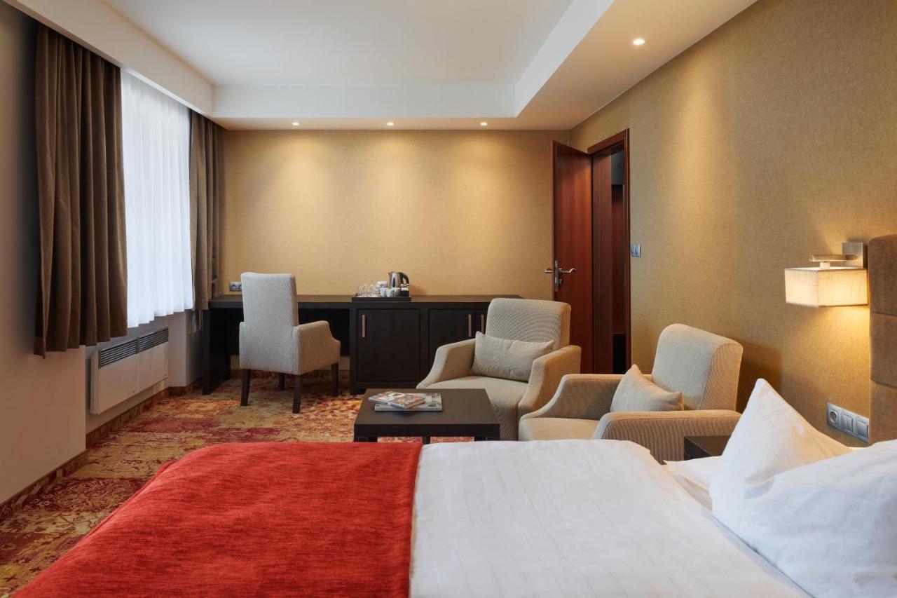 Hotel Singer Лудвиков Экстерьер фото