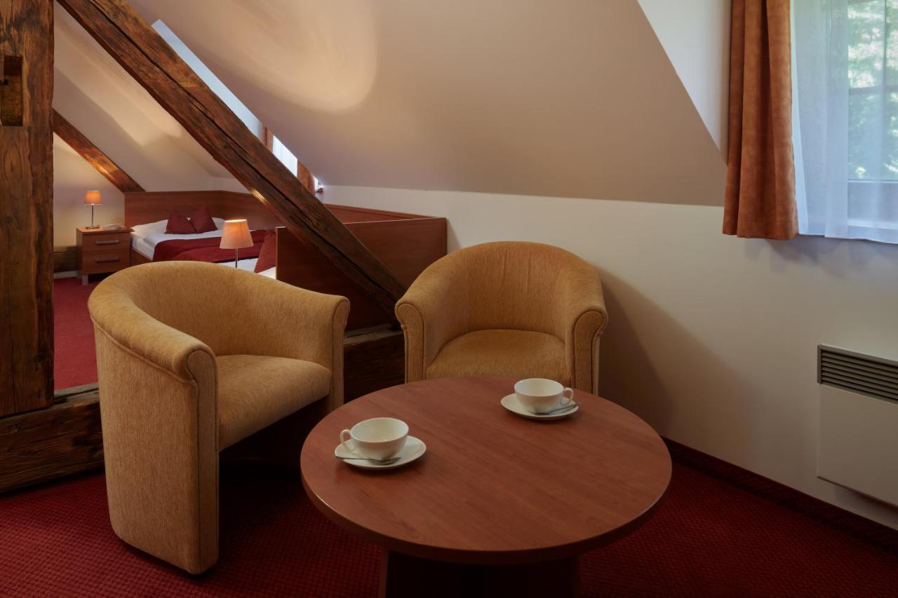 Hotel Singer Лудвиков Экстерьер фото